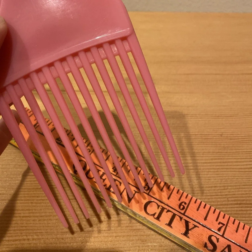 Vintage Unbreakable Comb Pink Pick Unbranded 6.75